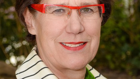 Portrait Gunhild Böth, Fraktionsvorsitzende DIE LINKE, Wuppertal